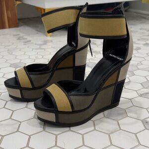 Pierre Hardy Wedge Sandals. Size 9